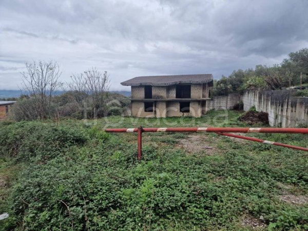 casa indipendente in vendita a Solopaca