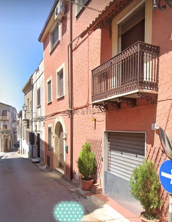 casa indipendente in vendita a Solopaca