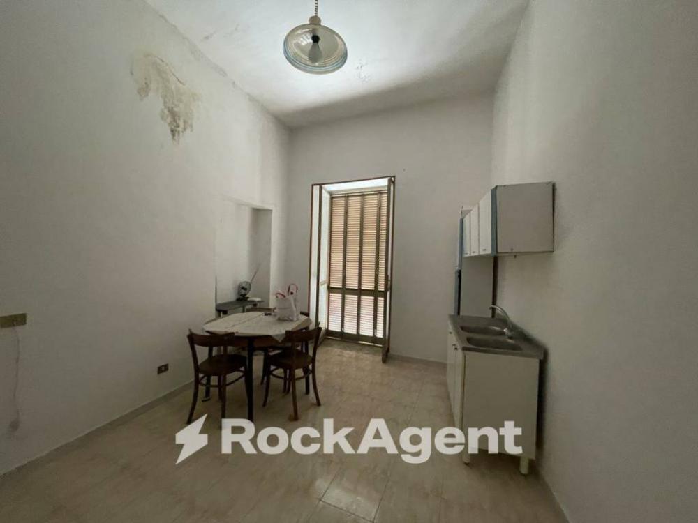 casa indipendente in vendita a Solopaca