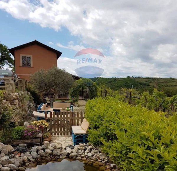 casale in vendita a Solopaca