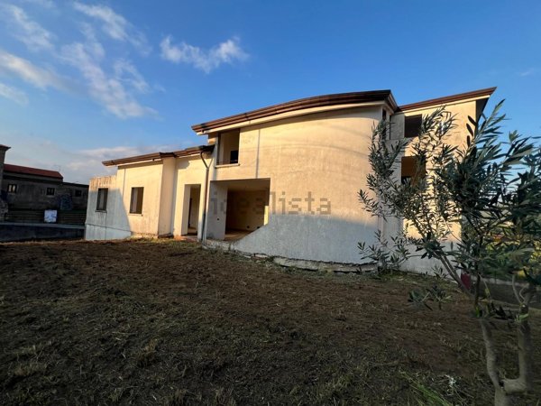 casa indipendente in vendita a Solopaca