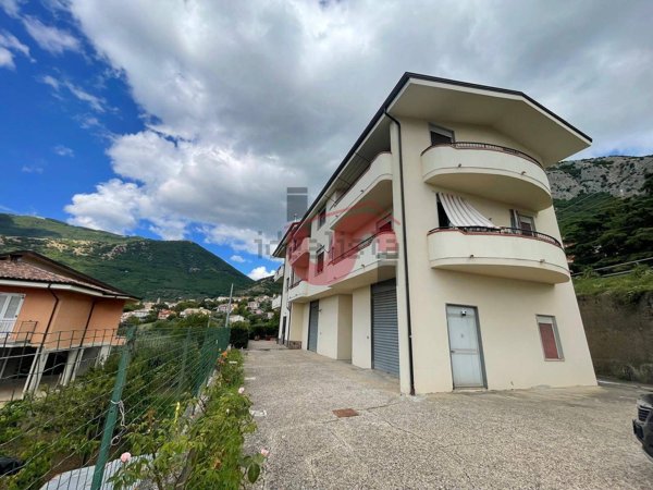 appartamento in vendita a Solopaca