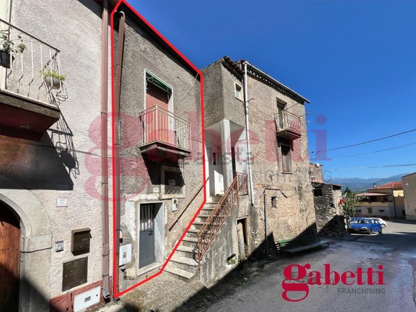 casa indipendente in vendita a Solopaca