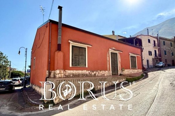 casa indipendente in vendita a Solopaca