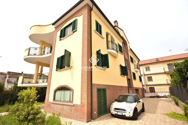 casa indipendente in vendita a Telese Terme