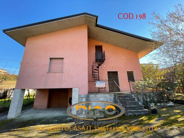 casa indipendente in vendita a Telese Terme