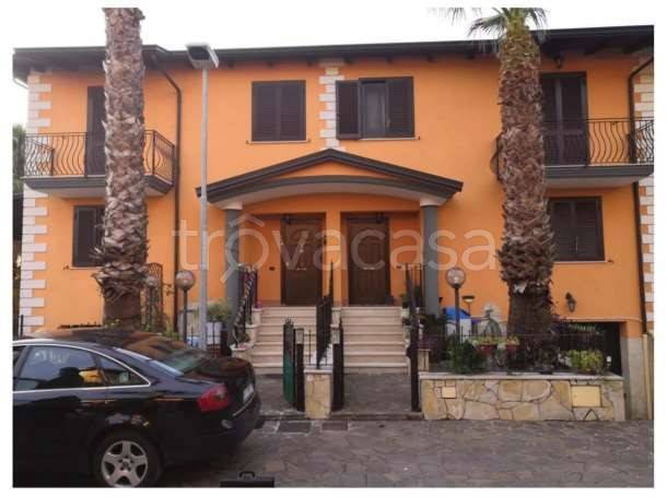 casa indipendente in vendita a Telese Terme