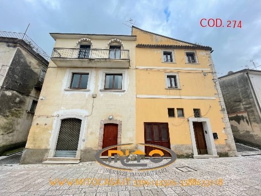 casa indipendente in vendita a Telese Terme