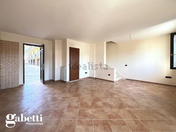 casa indipendente in vendita a Telese Terme