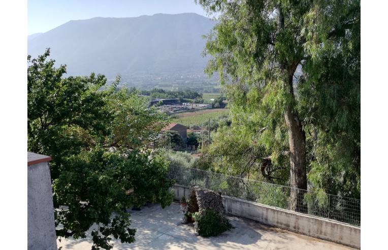 casa indipendente in vendita a Telese Terme