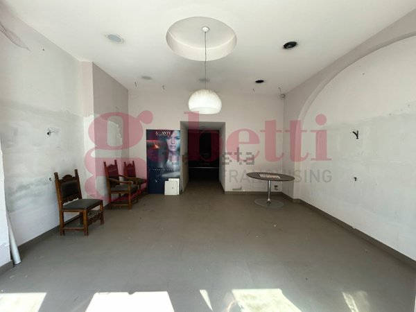 quadrivano in vendita a Telese Terme