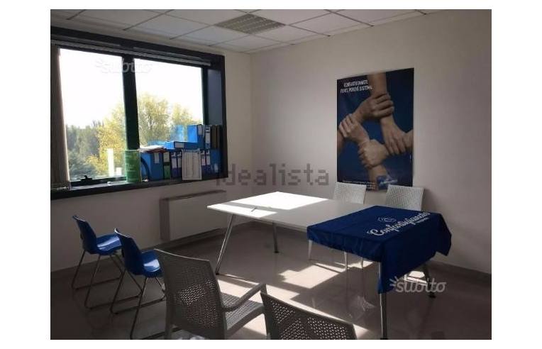 negozio in vendita a Telese Terme