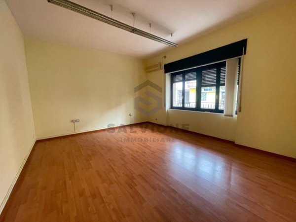 ufficio in vendita a Telese Terme