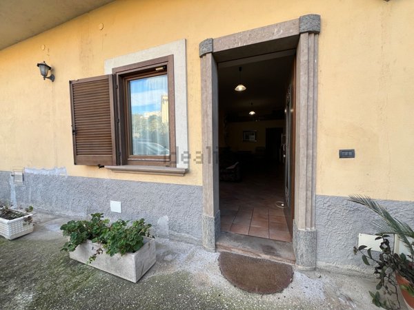 casa indipendente in vendita a Telese Terme