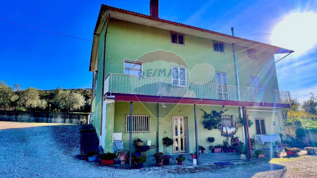 casa indipendente in vendita a Torrecuso in zona Torrepalazzo