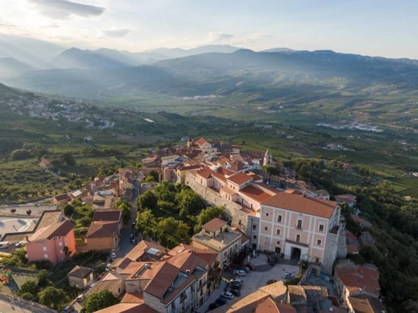 casa indipendente in vendita a Torrecuso