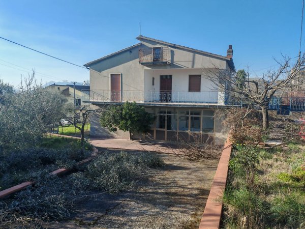 casa indipendente in vendita a Torrecuso