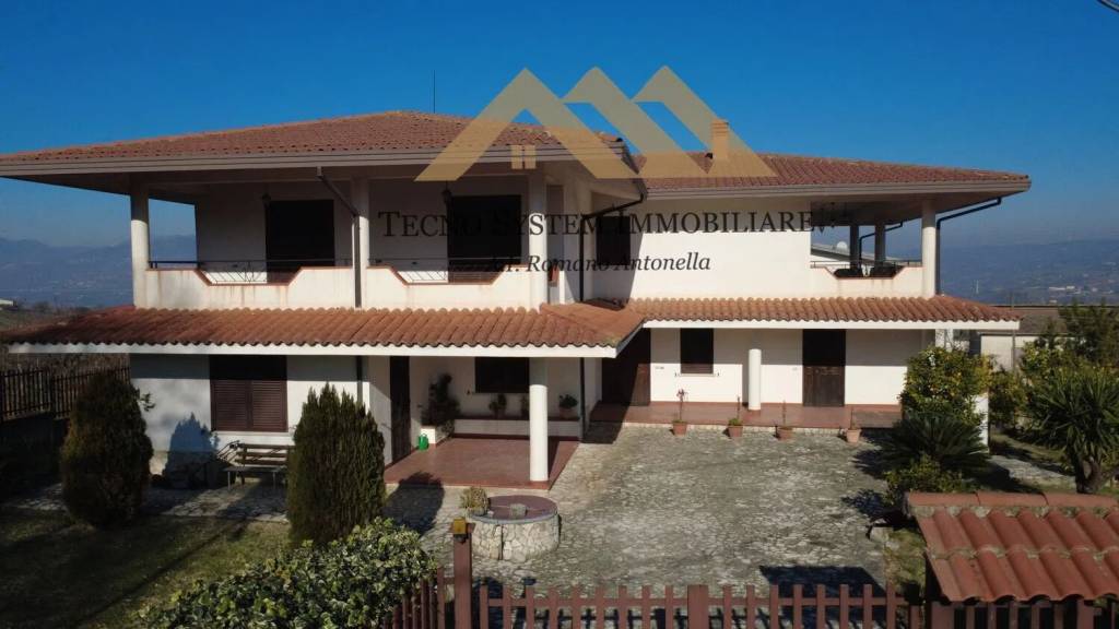 casa indipendente in vendita a Torrecuso