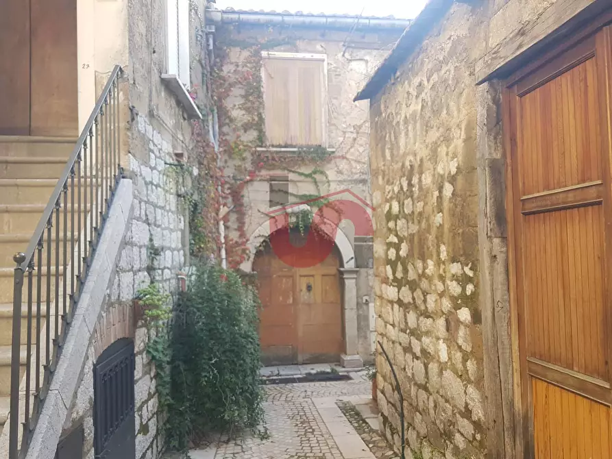 casa semindipendente in vendita a Vitulano