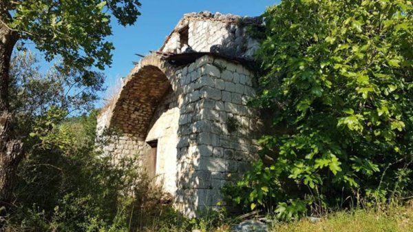 casa indipendente in vendita a Vitulano