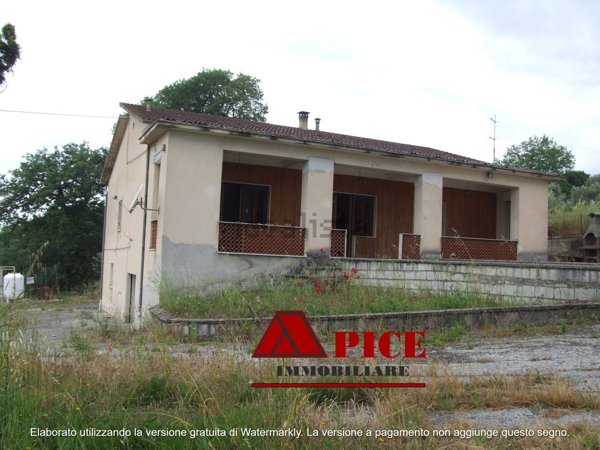 casa indipendente in vendita a Sant'Arcangelo Trimonte