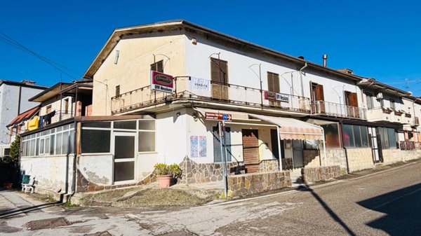 casa indipendente in vendita a Sant'Arcangelo Trimonte
