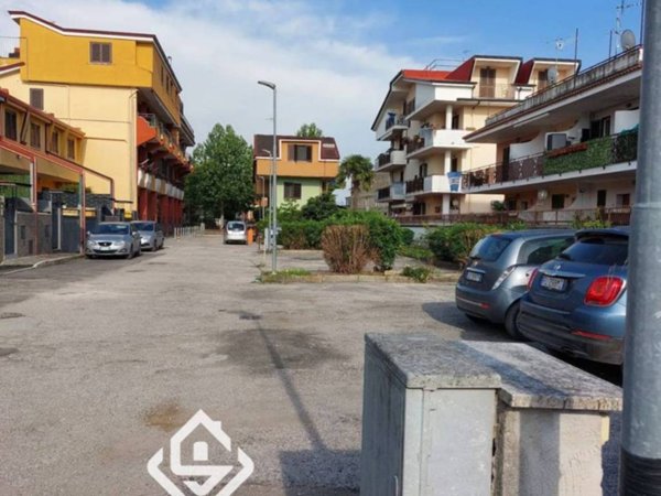 casa indipendente in vendita ad Acerra