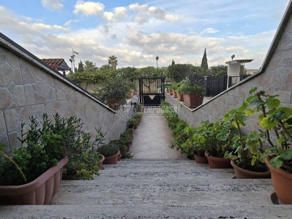 casa indipendente in vendita ad Acerra