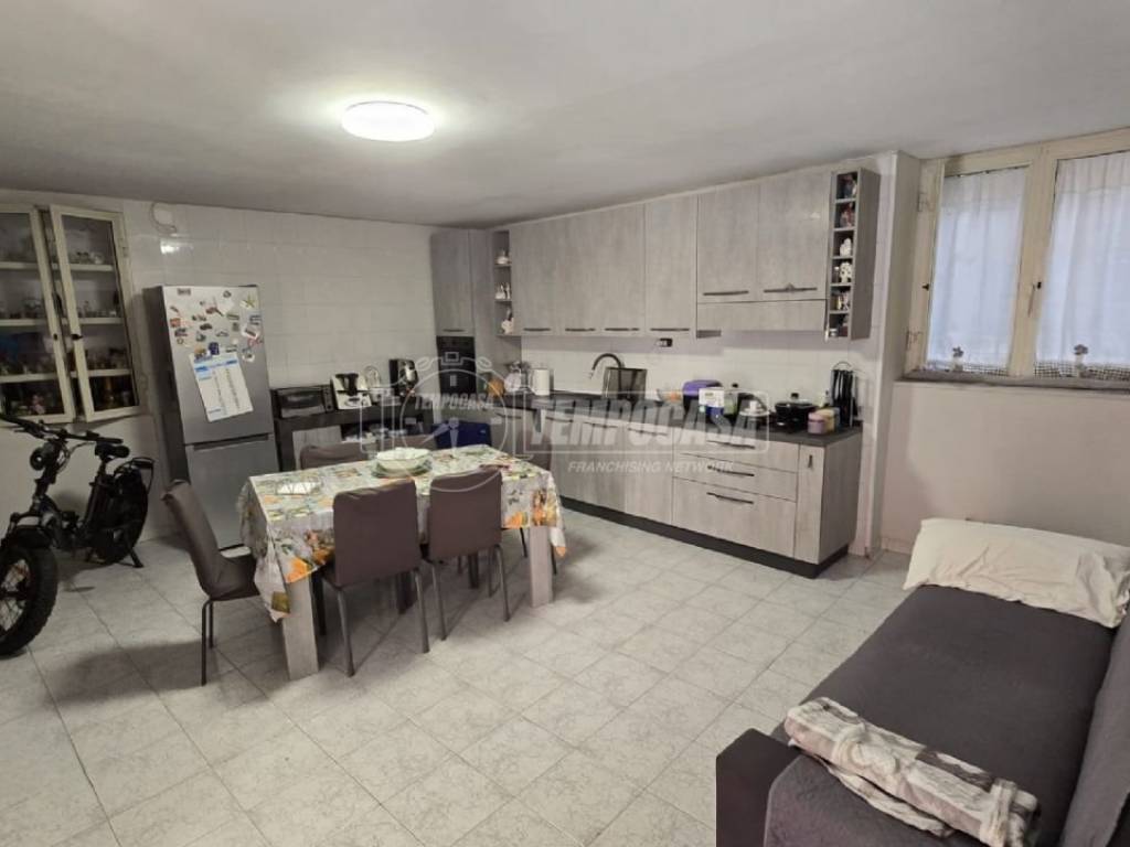 casa indipendente in vendita ad Acerra