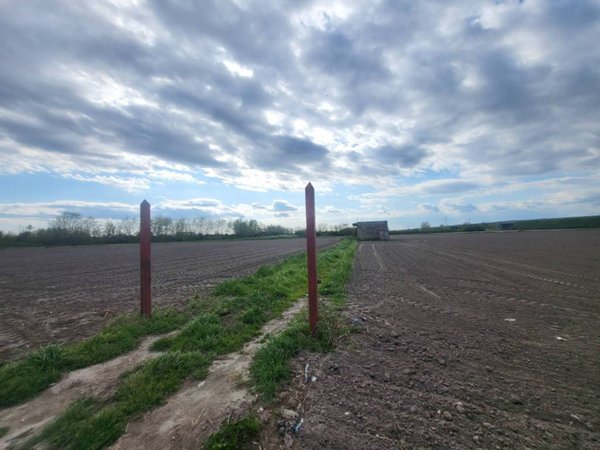 terreno agricolo in vendita ad Acerra