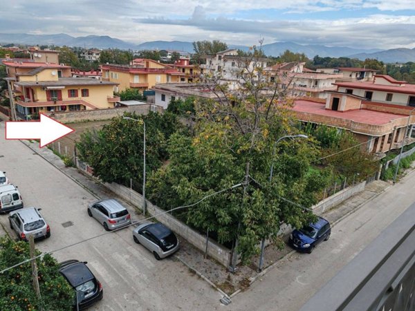 bifamiliare in vendita ad Acerra