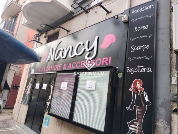 negozio in vendita ad Acerra