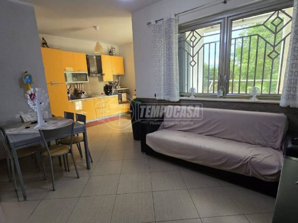 casa indipendente in vendita ad Acerra