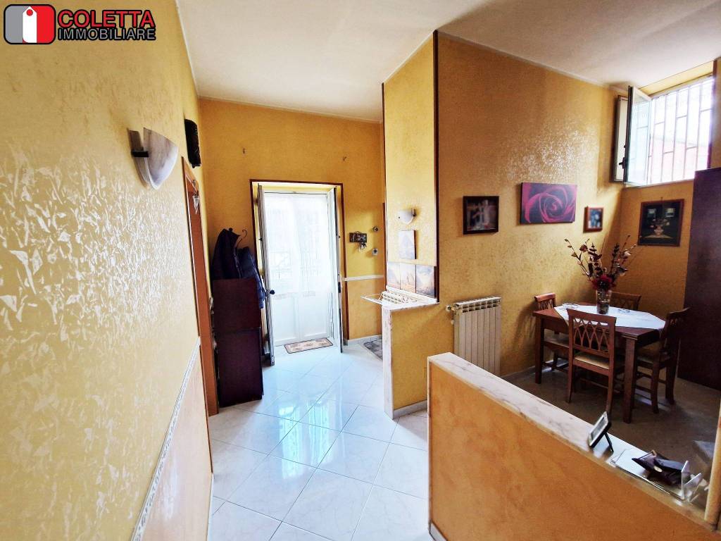 appartamento in vendita ad Acerra in zona Centro Città
