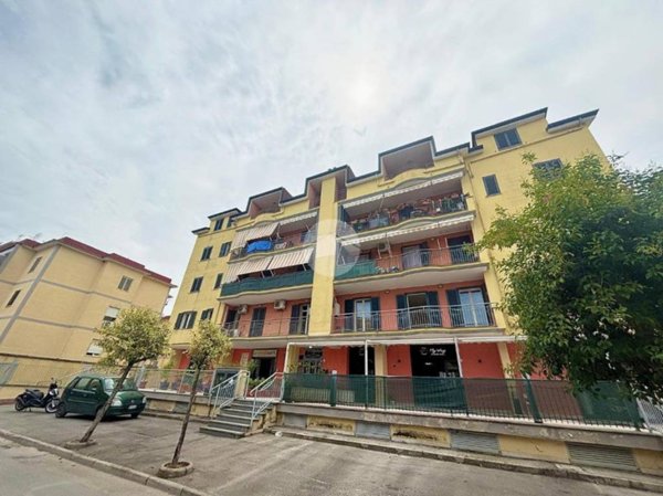 appartamento in vendita ad Acerra in zona Centro Città