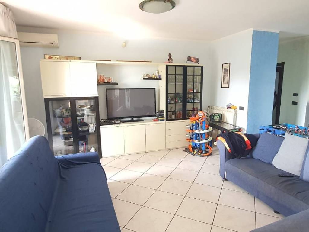 appartamento in vendita ad Acerra