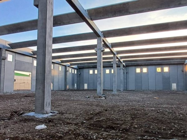 capannone in vendita ad Acerra