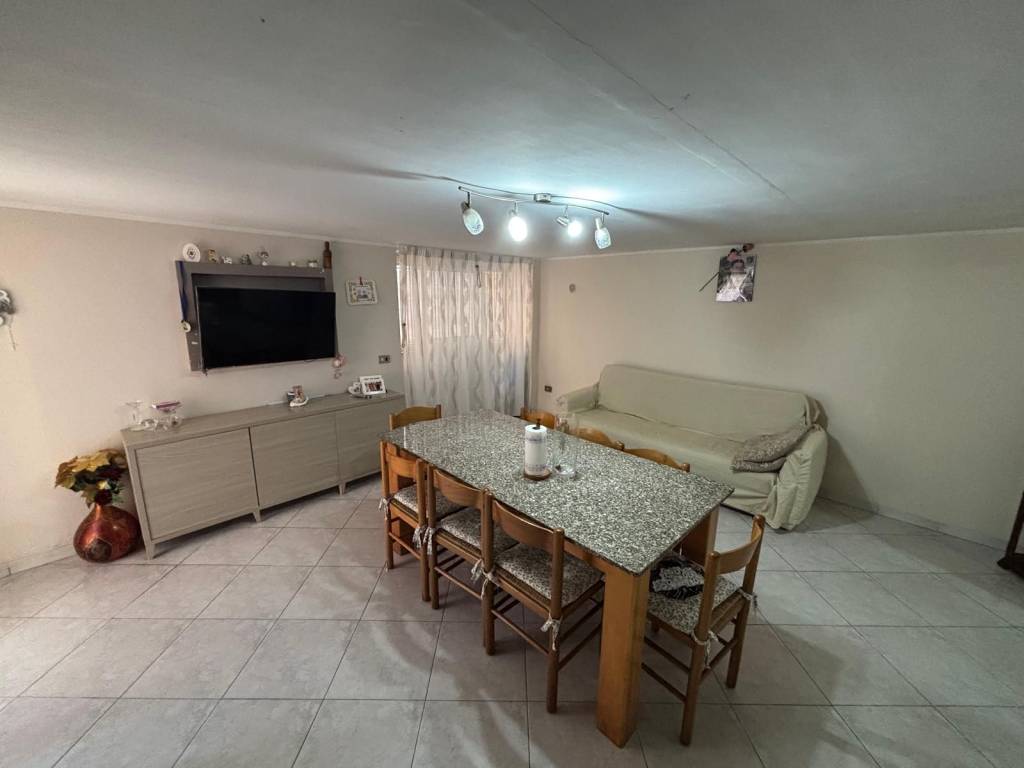 casa indipendente in vendita ad Acerra in zona Centro Città