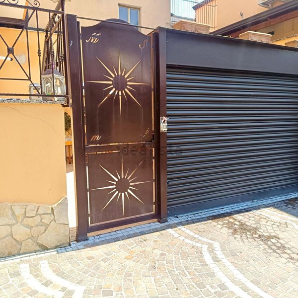 casa indipendente in vendita ad Acerra