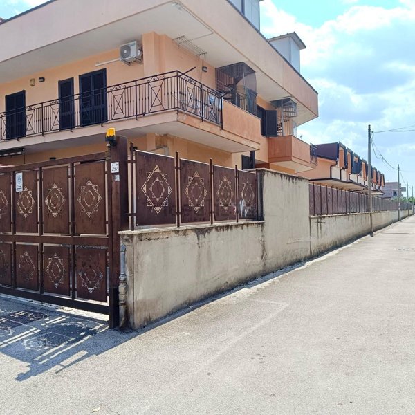 casa indipendente in vendita ad Acerra