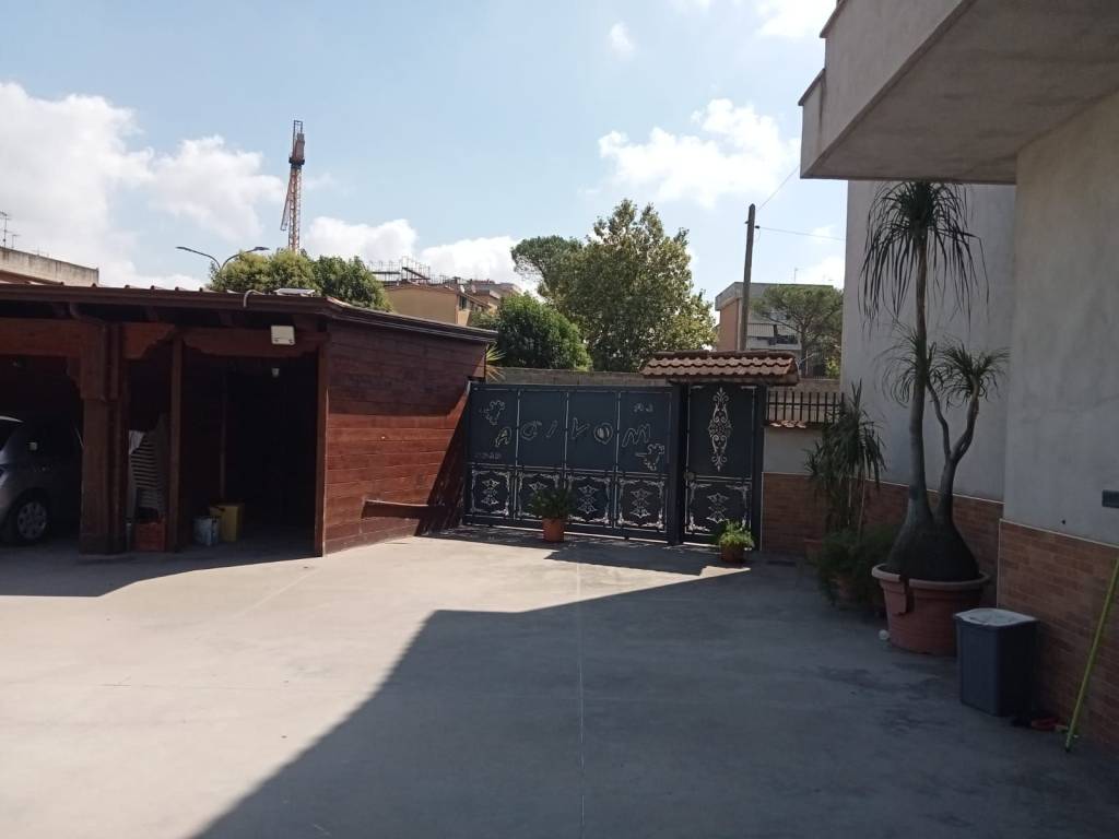intera palazzina in vendita ad Acerra
