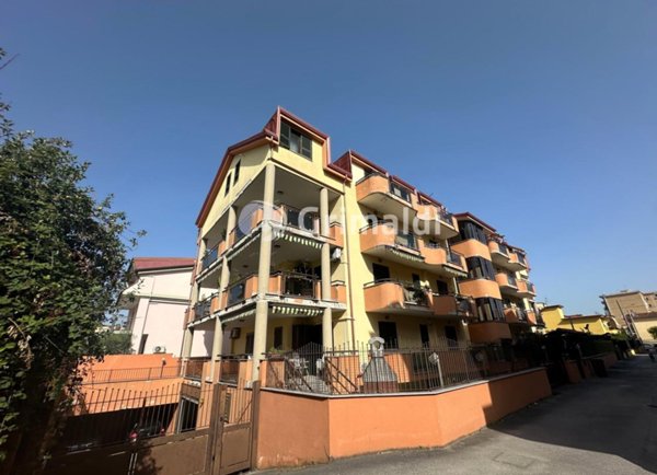 appartamento in vendita ad Acerra in zona Centro Città