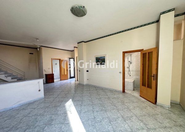 appartamento in vendita ad Acerra in zona Centro Città