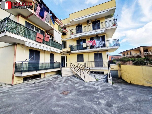 casa indipendente in vendita ad Acerra