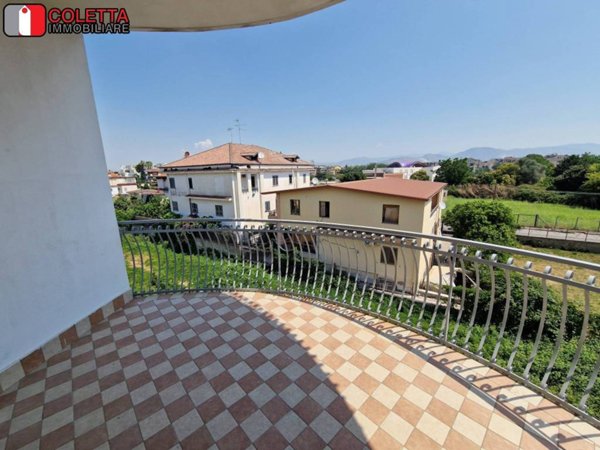 appartamento in vendita ad Acerra in zona Centro Città