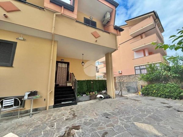 casa indipendente in vendita ad Acerra