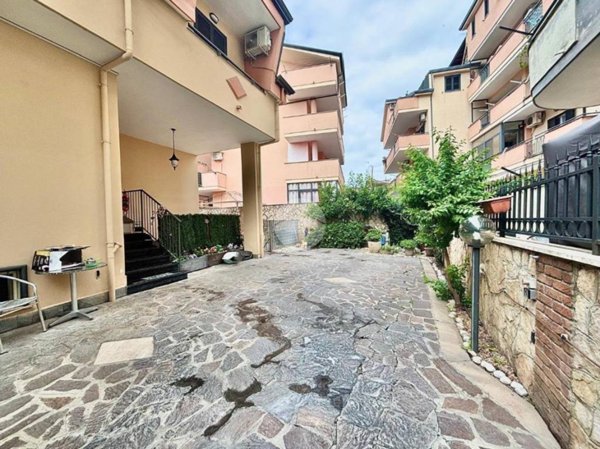 casa indipendente in vendita ad Acerra