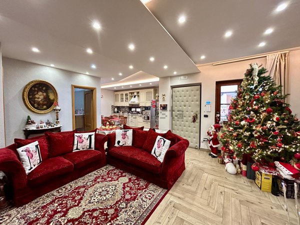 casa indipendente in vendita ad Acerra