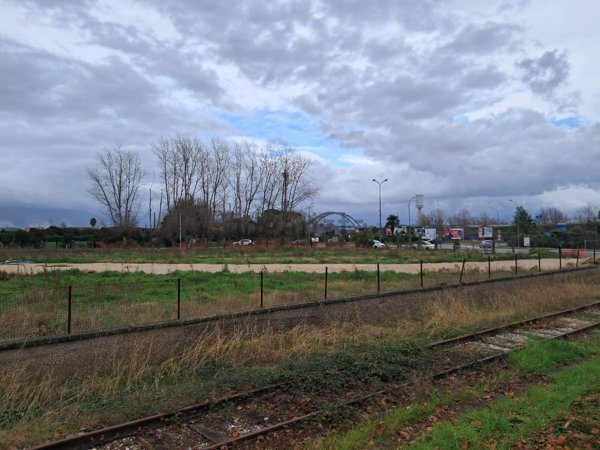 terreno in vendita ad Acerra in zona Centro Città