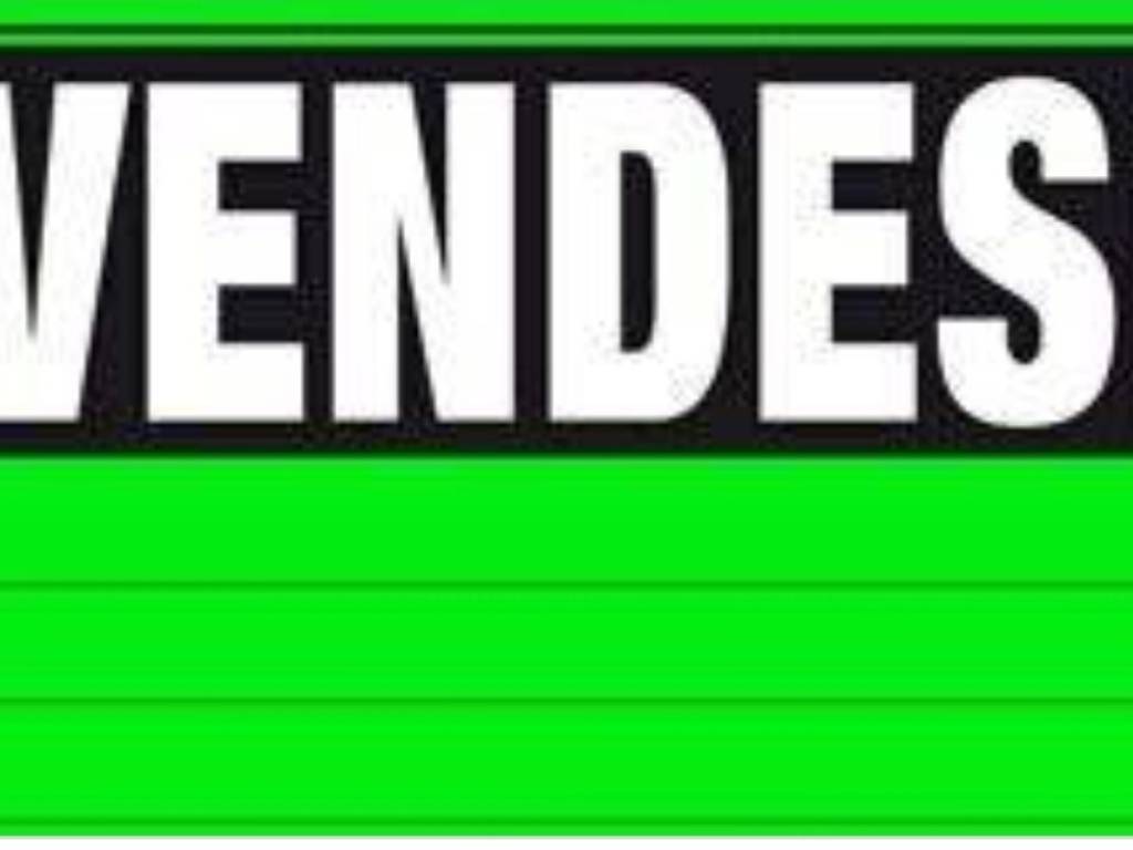 locale commerciale in vendita ad Acerra